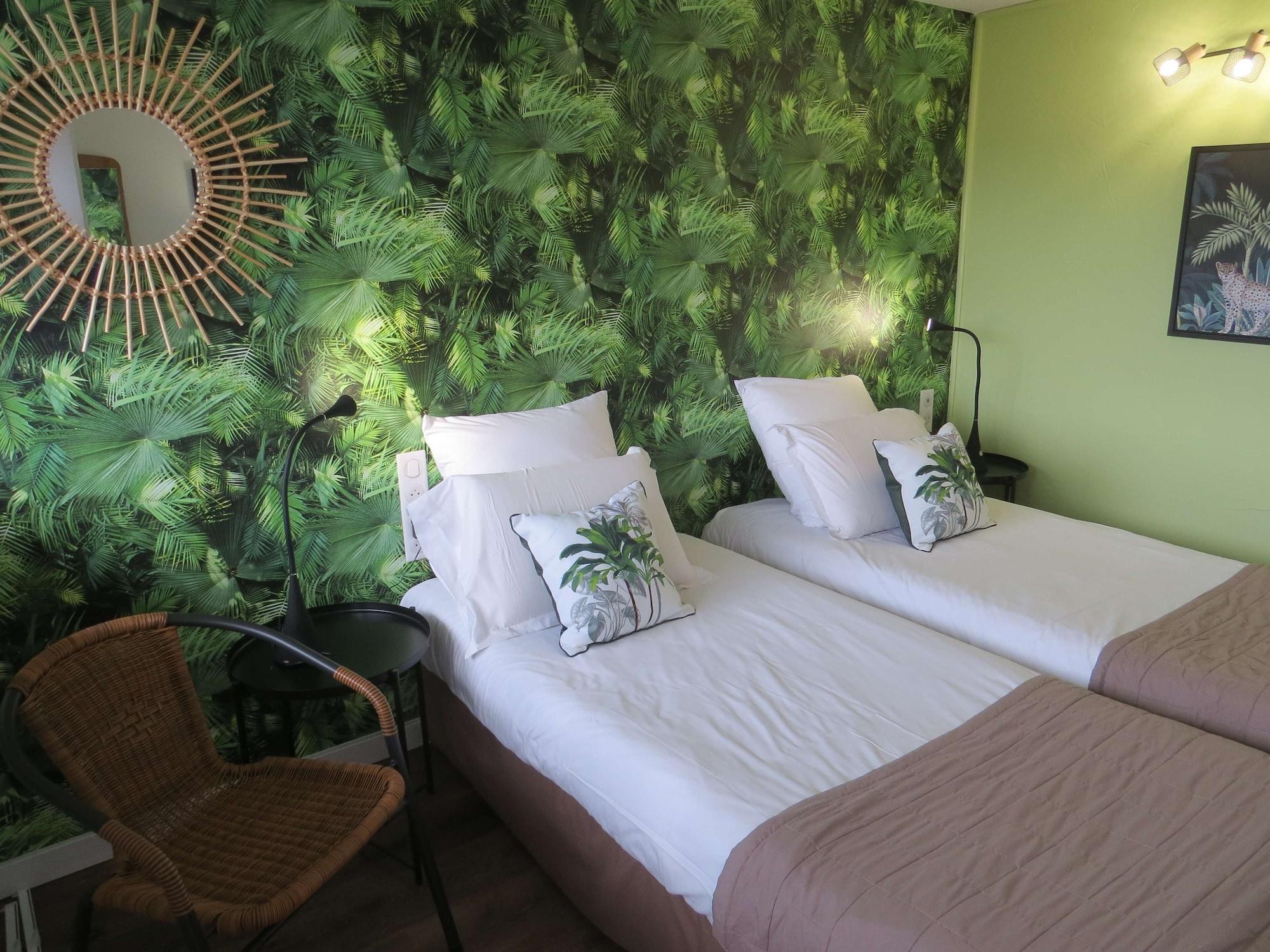 Hotel Kyriad Cap Sud Avignon Exterior photo
