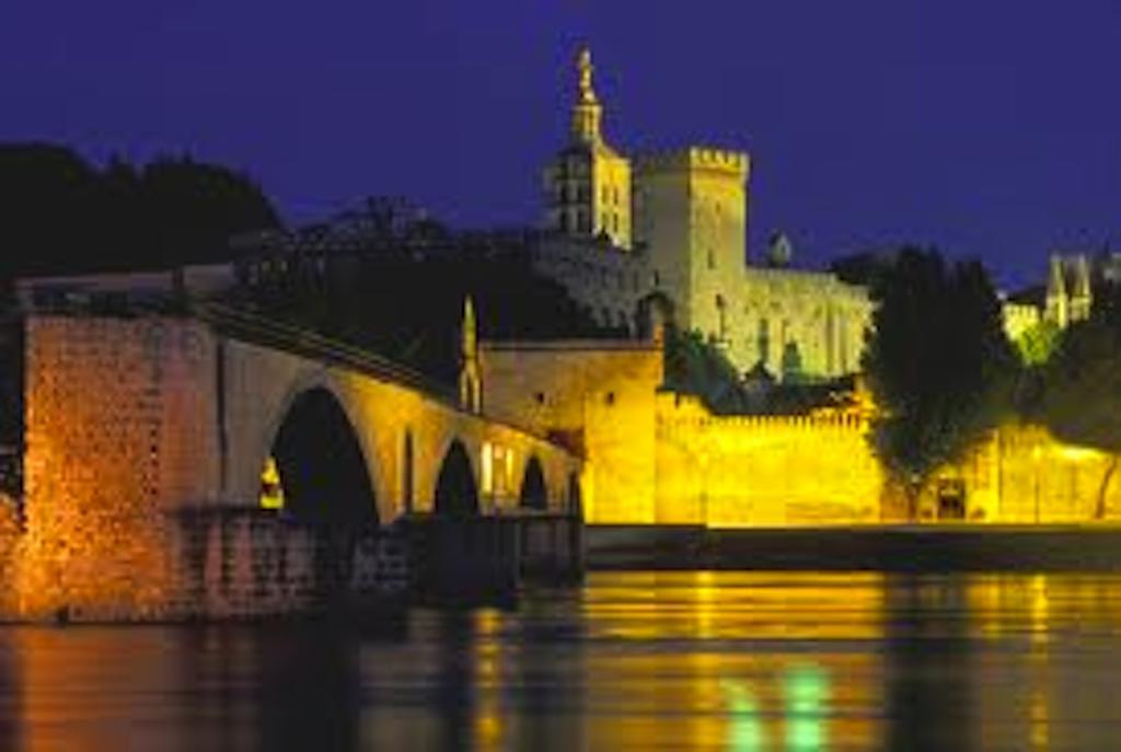 Hotel Kyriad Cap Sud Avignon Exterior photo